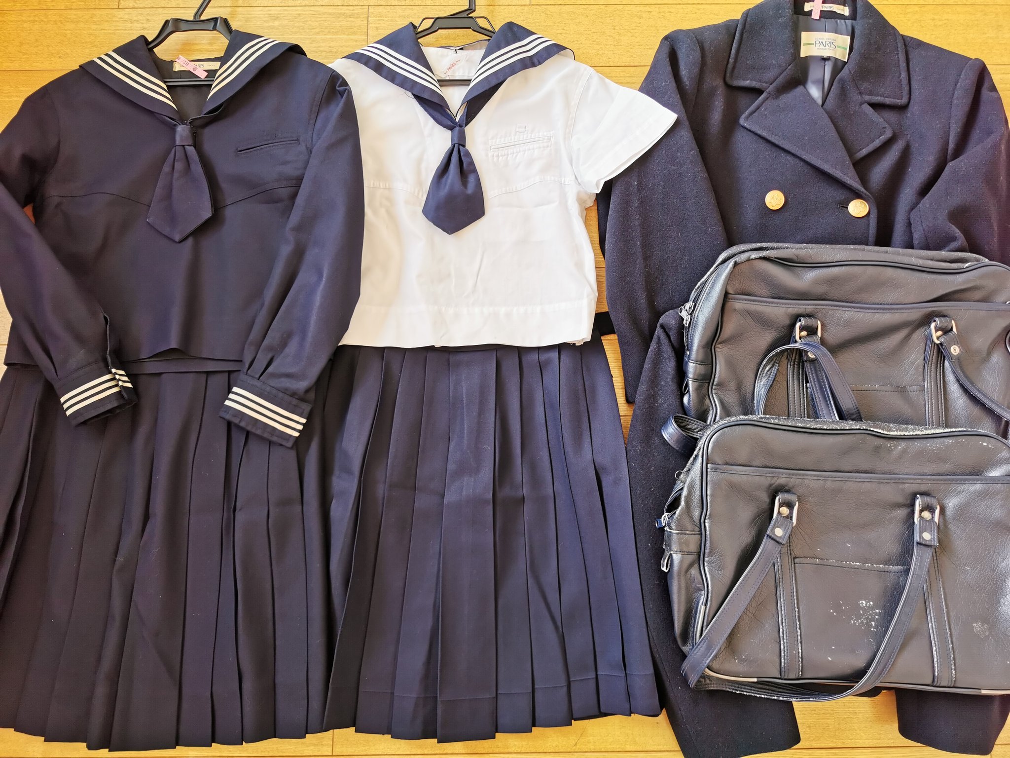 制服買取 買い取り 専門店デジタルウェブ V Twitter 十文字高校 東京都 の制服セットを買い取らせて頂きました 東京では数少ない女子校のセーラー服 襟元にはタイを付けます デジタルウェブへお売り頂きありがとうございました 制服 学生服 制服市場 制服