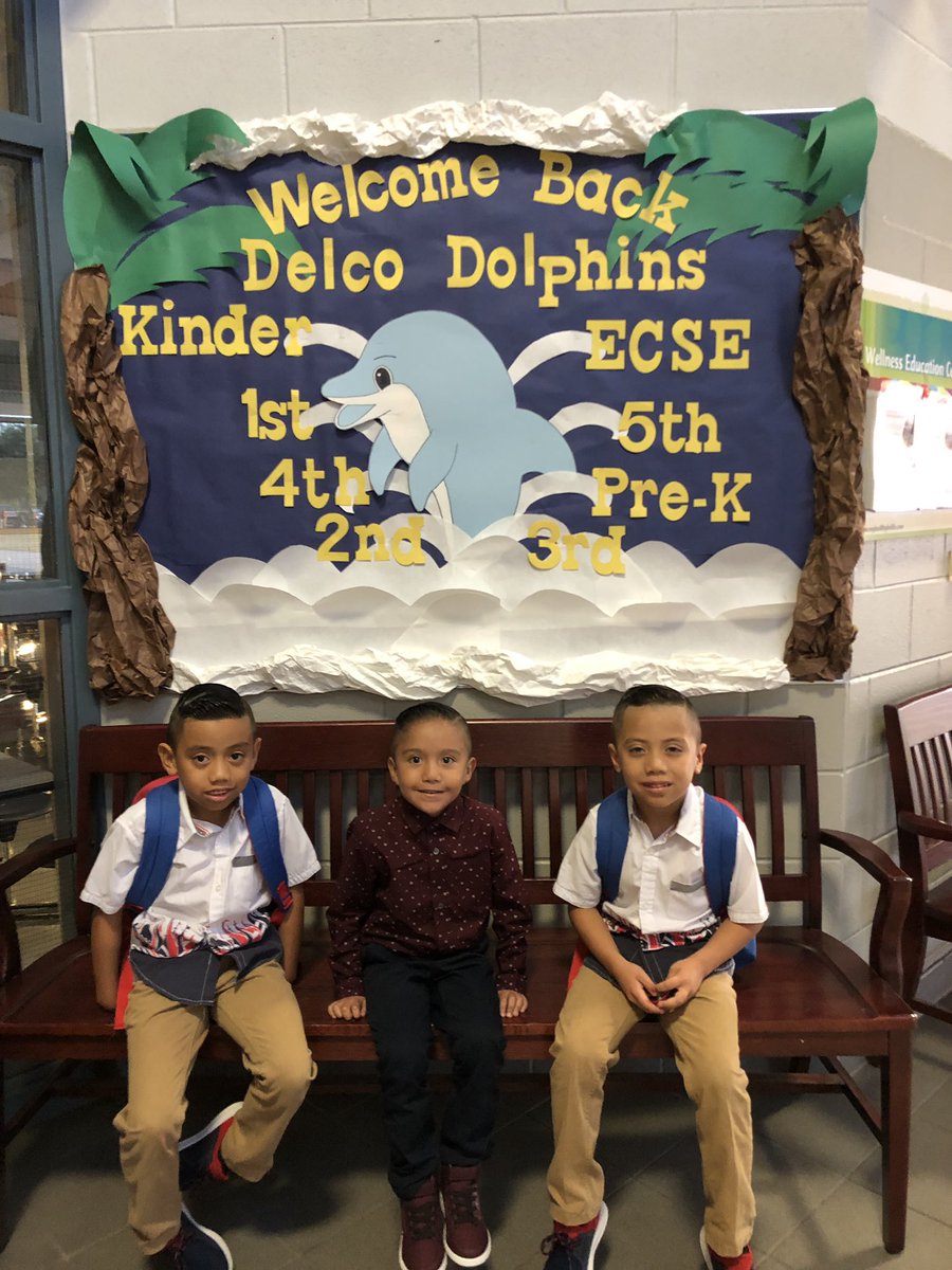 DelcoElementary's tweet photo. #pfirstday of school. We are glad to have our dolphins back. #pfamily @pfisd #noexcuses #wearethepod #WhateverItTakes #gobigblue https://t.co/0YK0dilhXK