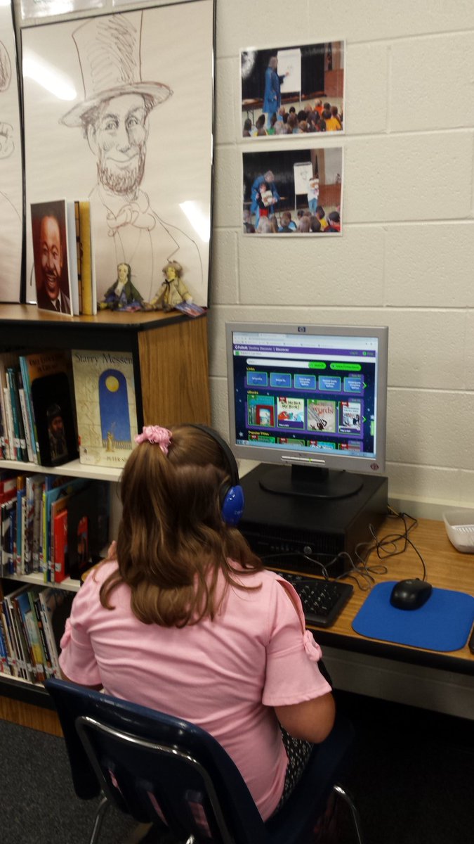 SESlearners's tweet photo. So wonderful having students back in our library this week! @scslibraries @RELeePrincipal @SpotsySchools @Thoughtsin3rd https://t.co/Py3QrjmNM9