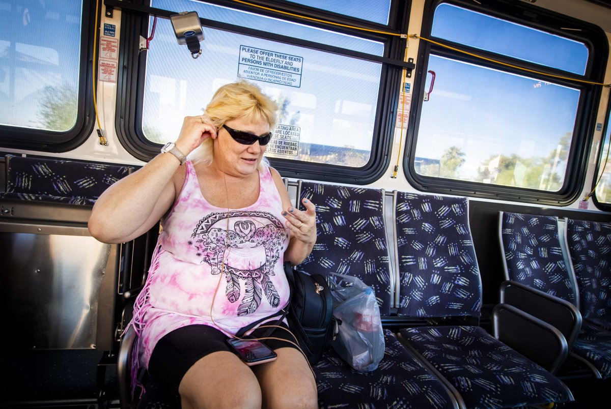 PhoenixMetroBus's tweet photo. Avoid the commuting hassle and hop on a bus with @valleymetro. Listen to music or read a book- let us drive you! For more visit https://t.co/tJ8eEPFxAO #PhoenixMetroBus #PhoenixTransit #BusRiders https://t.co/8NhwThZZh0