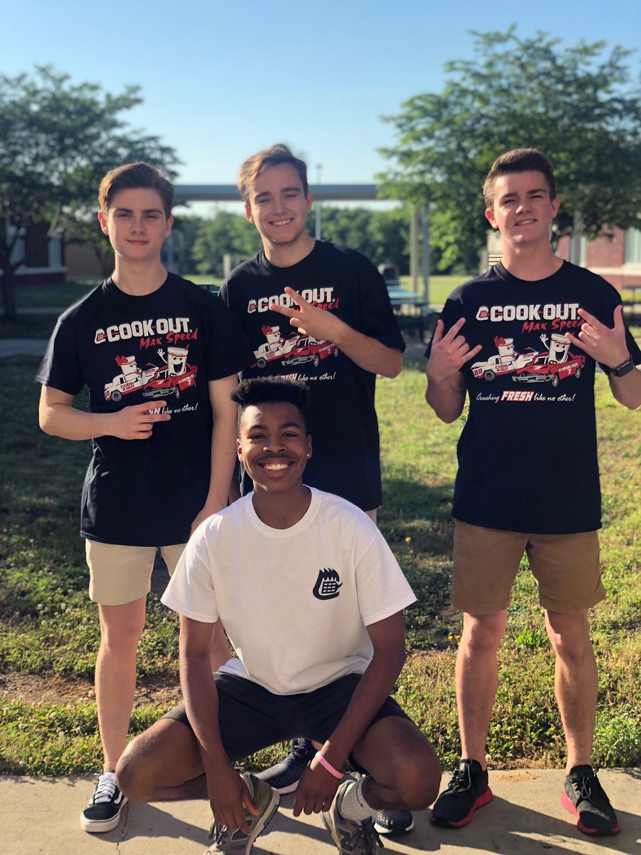 ljmaletta's tweet photo. The drip is astronomical @CookOut #cookoutgiveaway https://t.co/XVBRpz0nff