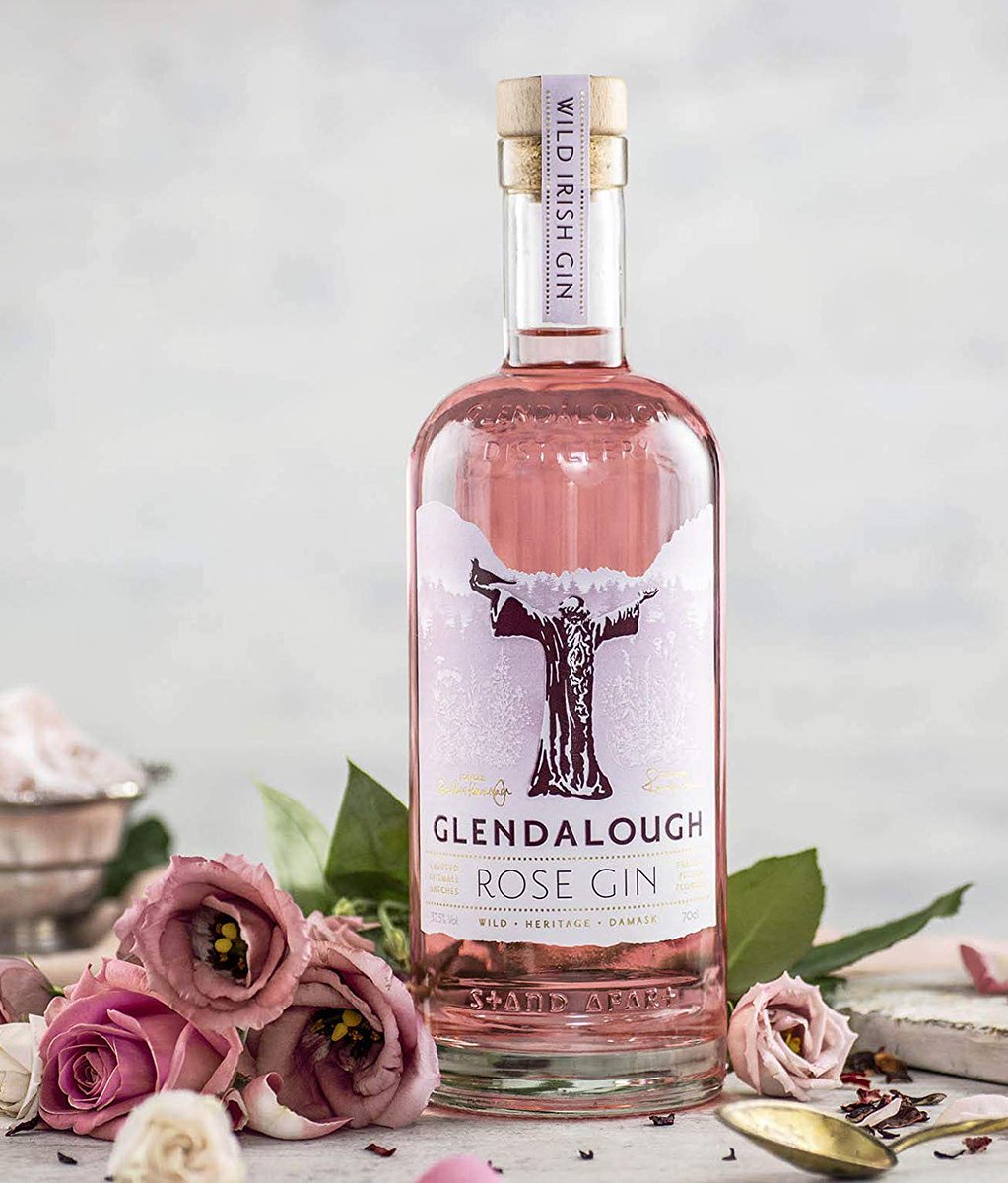 zynca's tweet photo. Thirsty Thursday calls for some Rose G&amp;T’s!  This delicious Glendalough Rose Gin is available at ZYN Bankers Hall!

https://t.co/ZlG8b46DP1 #iamdowntown @BankersHall #yycnow #yycgin https://t.co/RVVDidbX3Q