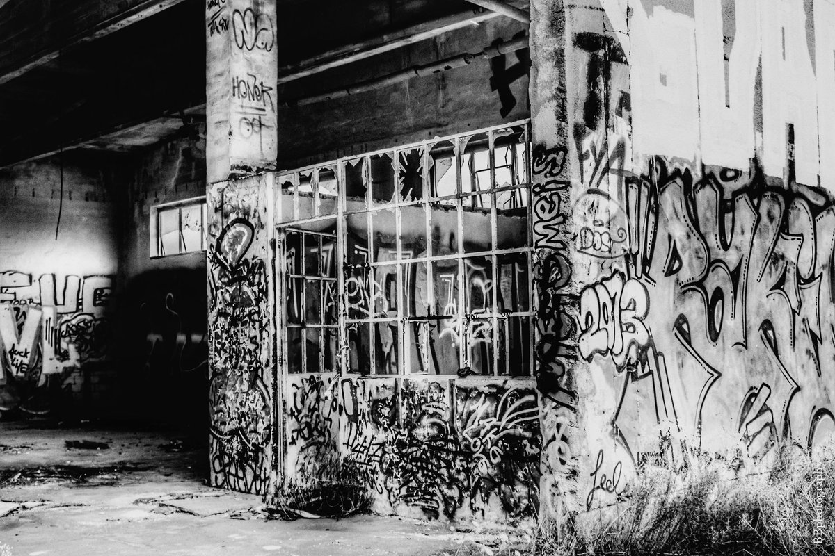 BBPhotography71's tweet photo. BlackandWhite Decay #photographer #photography #urbexworld #urbexphotography #blackandwhitephotography #gravityarts #photographyislife https://t.co/x8yvNPDkFD
