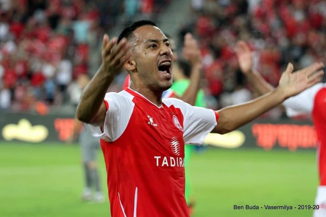 Estamos en la siguiente ronda 💪🏽 
Gracias a Dios por una asistencia más en europa league 🔥🙏🏽 
JM#12