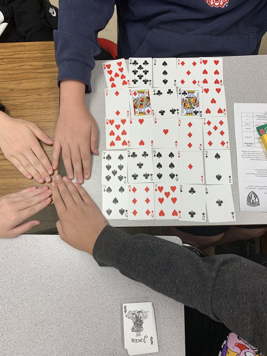 It was all hands on deck for the fastest group to complete 31-derful(all rows and columns equal 31). #KNOWMoore #BEMoore