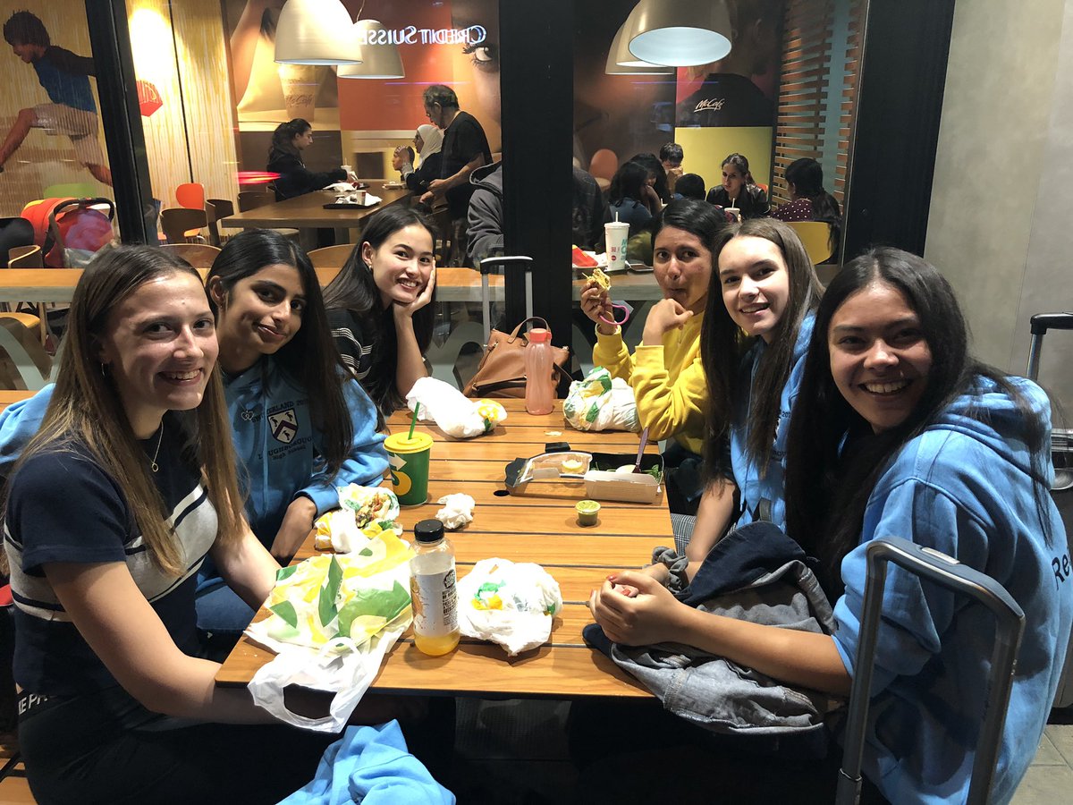 LboroHSPhysics's tweet photo. Made it to Geneva after a delayed plane - grabbing some food before we head to the hostel! #CERN2019 https://t.co/DAEczNpSDt