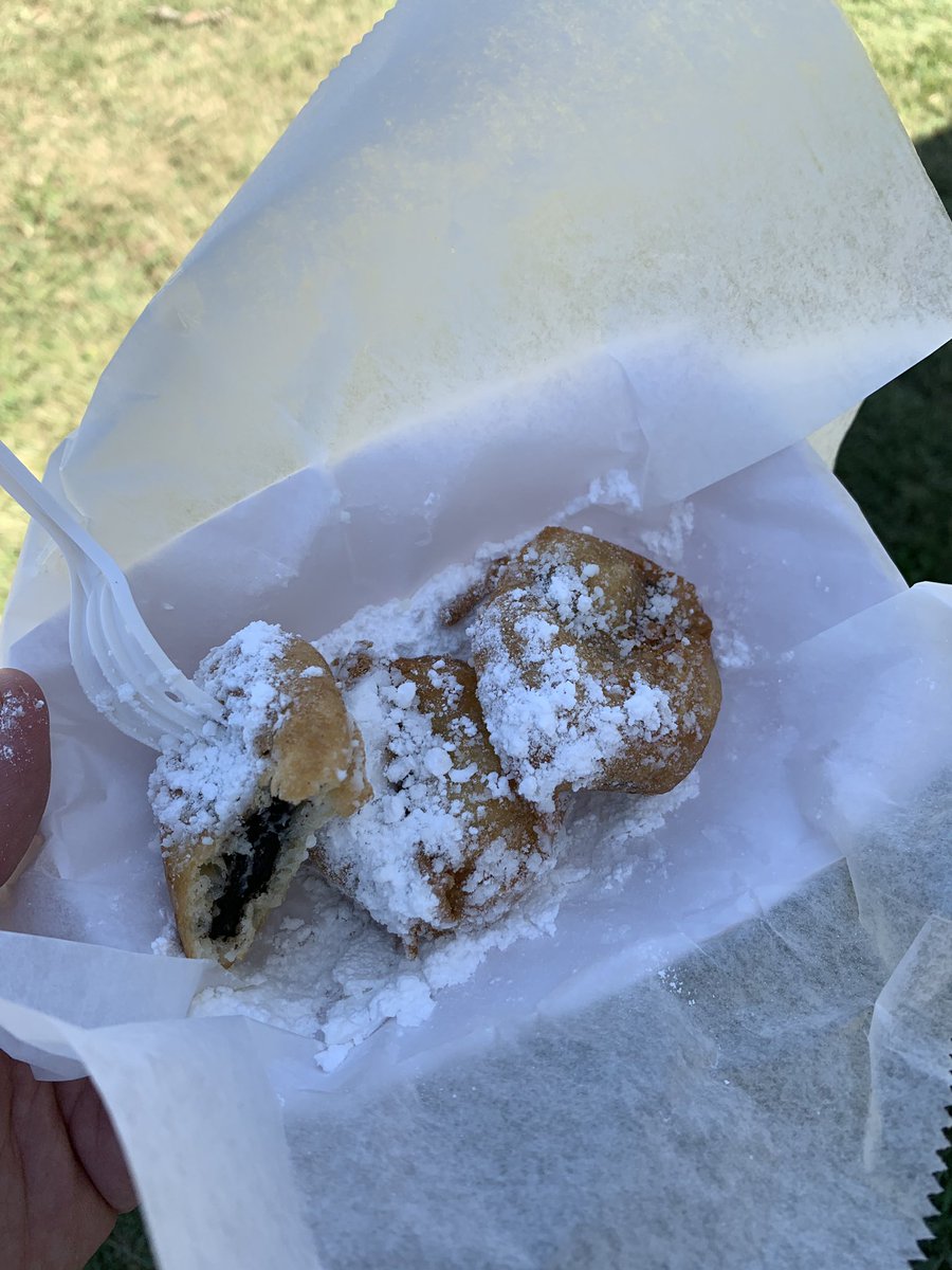 Eric_Schmitt's tweet photo. Deep fried Oreos, candied bacon and #ButterCows. Eat your heart out #IowaStateFair. #MoStateFair #ComeHome2019 https://t.co/RtkD30ivuT