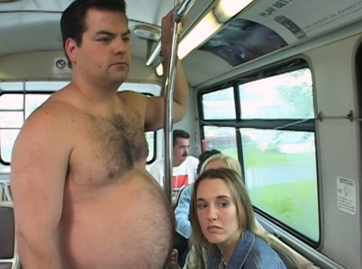 трогают в транспорте за грудь порно фото 55