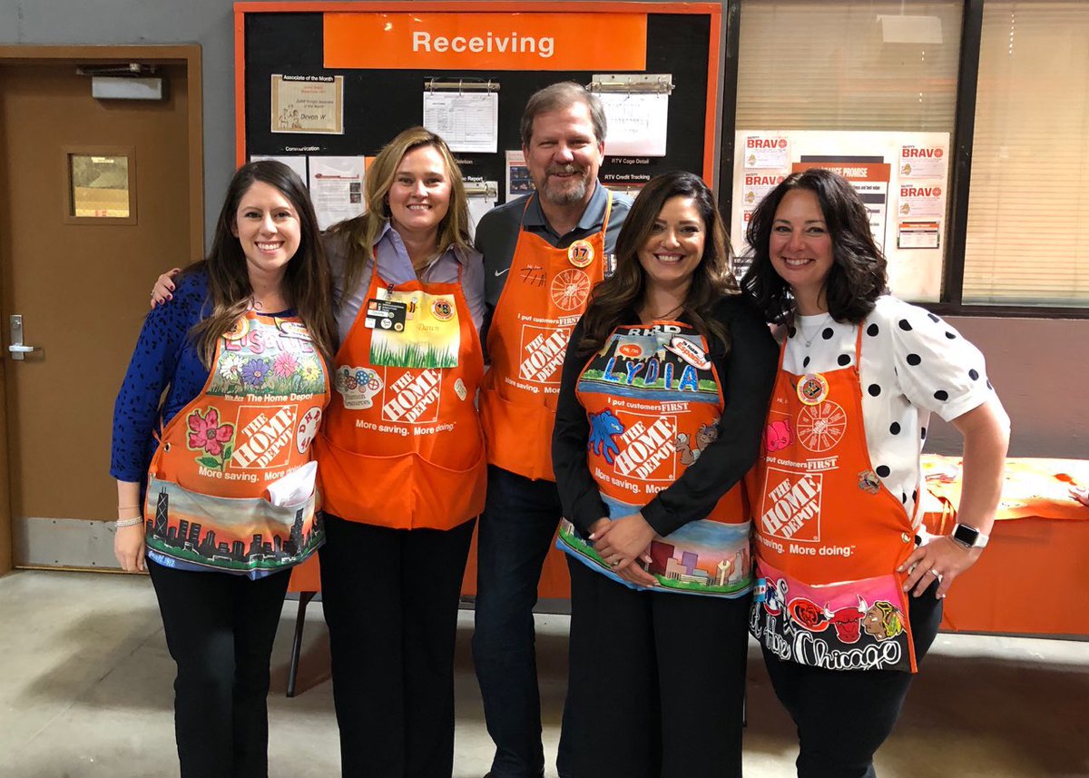 Great day at 1901- the team here is amazing! <a href="/JodyThd/">JodyTHD</a> <a href="/White2Dawn/">Dawn White</a> <a href="/LilyGSV/">Lydia Garcia</a>
