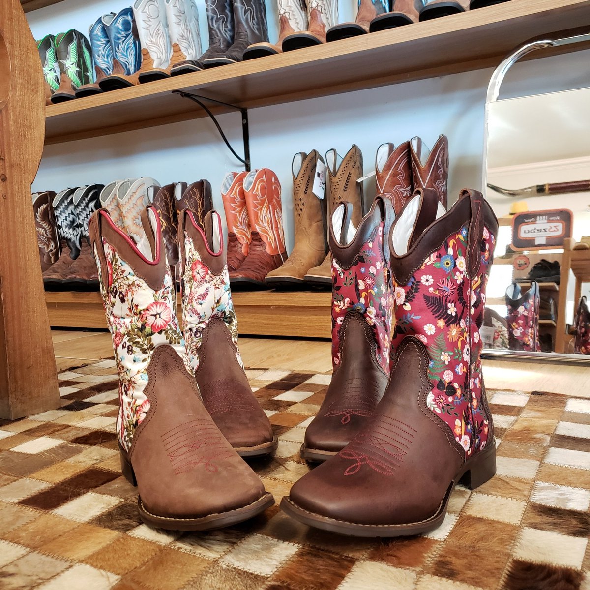 bota feminina rodeo west