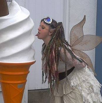 JoanneFreyja's tweet photo. Ice cream anyone? I can share #freyjafairy #mylifeasafairy #photographyeveryday #PhotosWithoutLimits #fairytales #FolkloreThursday #Fairies #fairytale #fairystory #icecreamchallenge #icecreamday #steampunkstyle #SteampunkFantasy #steampunkcostume #Whitby https://t.co/EmNTVqk4XH