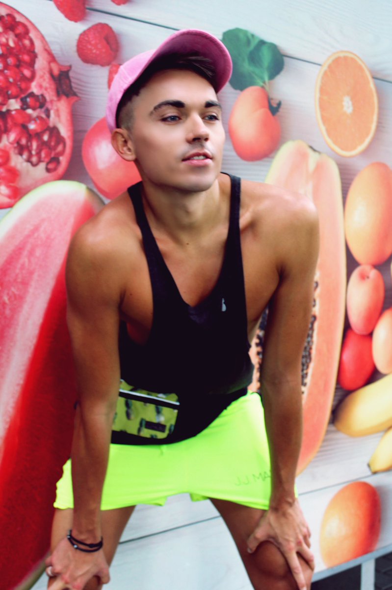 zwyczajnyboy's tweet photo. Do you think summer is over? Visit @jjmalibu and make summer stay with us for longer ❤️ on #code PAWEL15 you get a 15% discount!
#jjmalibu #boystyles #color #colorfulboys #colourstyling #boysclothing #boyswears #crazyboy #smile #smileboy #happy #happyboy #tanktops #cheerful #boy https://t.co/hSFXEZ2C5a
