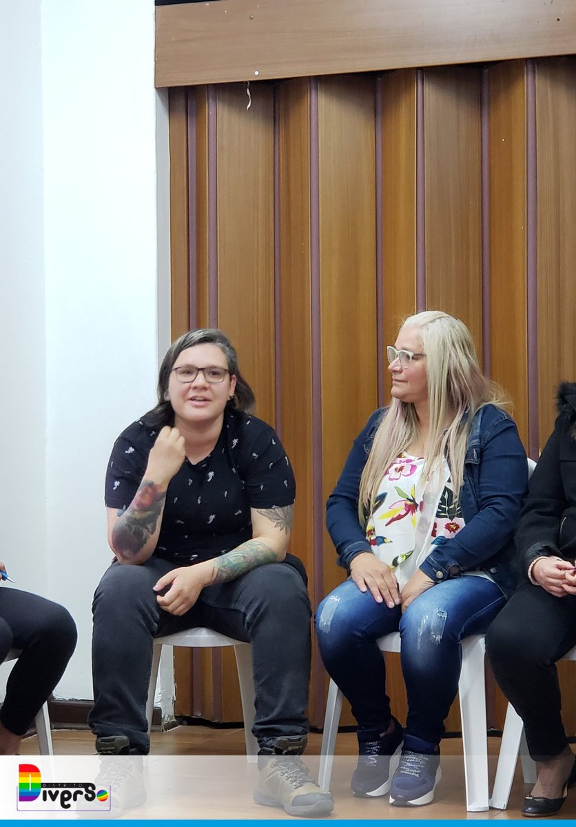 SubLGBTI's tweet photo. "Salir del closet no existe, porque los humanos no somos objetos" palabras de Yesmin una madre muy orgullosa de su hija lesbiana, invitada de @Sexpertoco, un espacio gracias a @SectorSalud #DonDoctor, #FundacionSantaFe y @SubLGBTI
🔴Transmisión en vivo:
https://t.co/bxo94CfAFV https://t.co/LsgVLHguXg