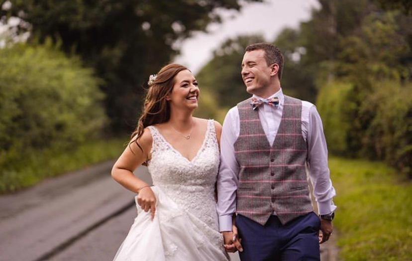fionadenn's tweet photo. I wish i could press rewind and enjoy my besties wedding day just one more time!! One of the BEST days ♡ https://t.co/yV0s60m3IM