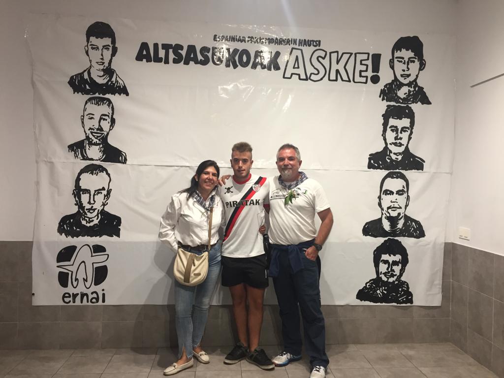 zobaran_nagore's tweet image. #AltsasukoakASKE behingoz. #gernikakojaiak #altsa