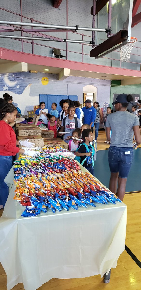 BirdStreetCC's tweet photo. Our Backpack drive is getting started please stop by with your kids to get a bag, some supplies, and some food. We will be here until 7pm #backtoschool https://t.co/aXbtMaumUo