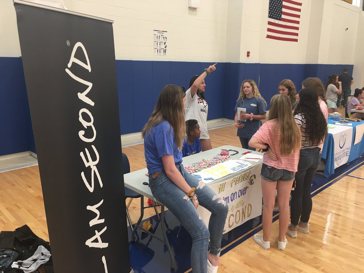 I Am Second encouraging students to get involved beyond the classroom. #GoBuffs