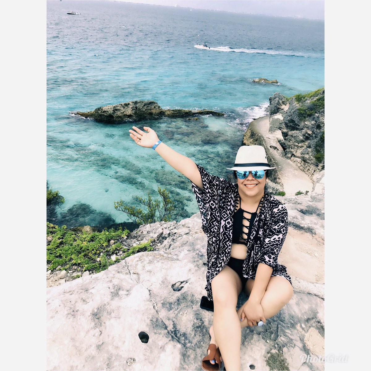 diachlo's tweet photo. Vagaciones 2019 !!🐙🐠🐬🌴🏖 https://t.co/Q1z9hs4F9p