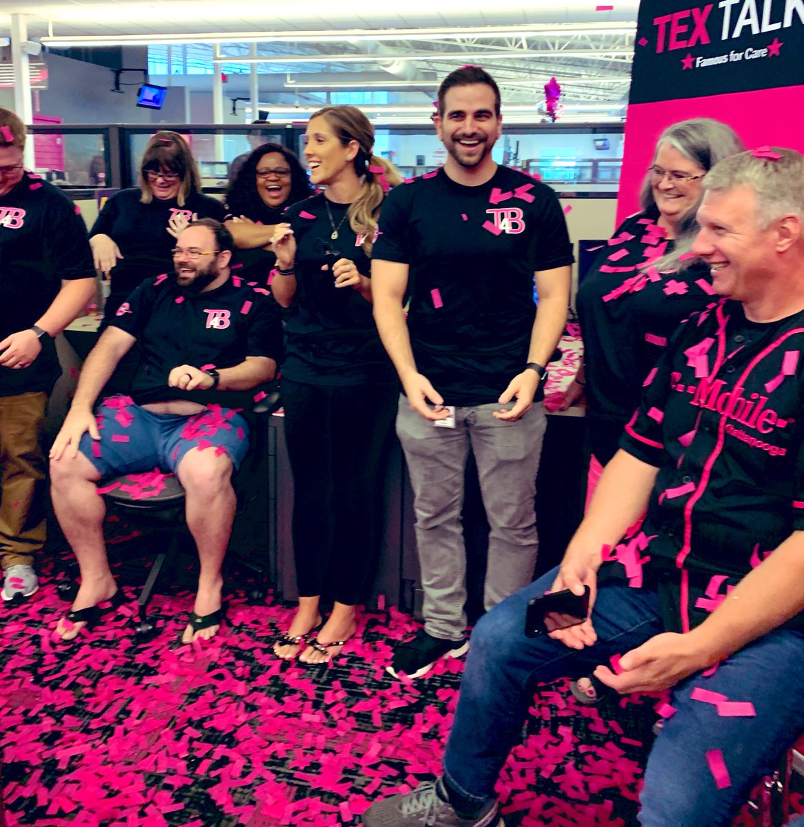 CallieField's tweet image. Chattanooga #TeamOfExperts and @TMobileBusiness #TEXTalks were simply amazing! I love how they are passionately serving our customers, driving out cost, increasing revenue, and partnering w Engineering and Sales. @GaryXM10 @Dan_DiGirolamo @Paul_Giannotti