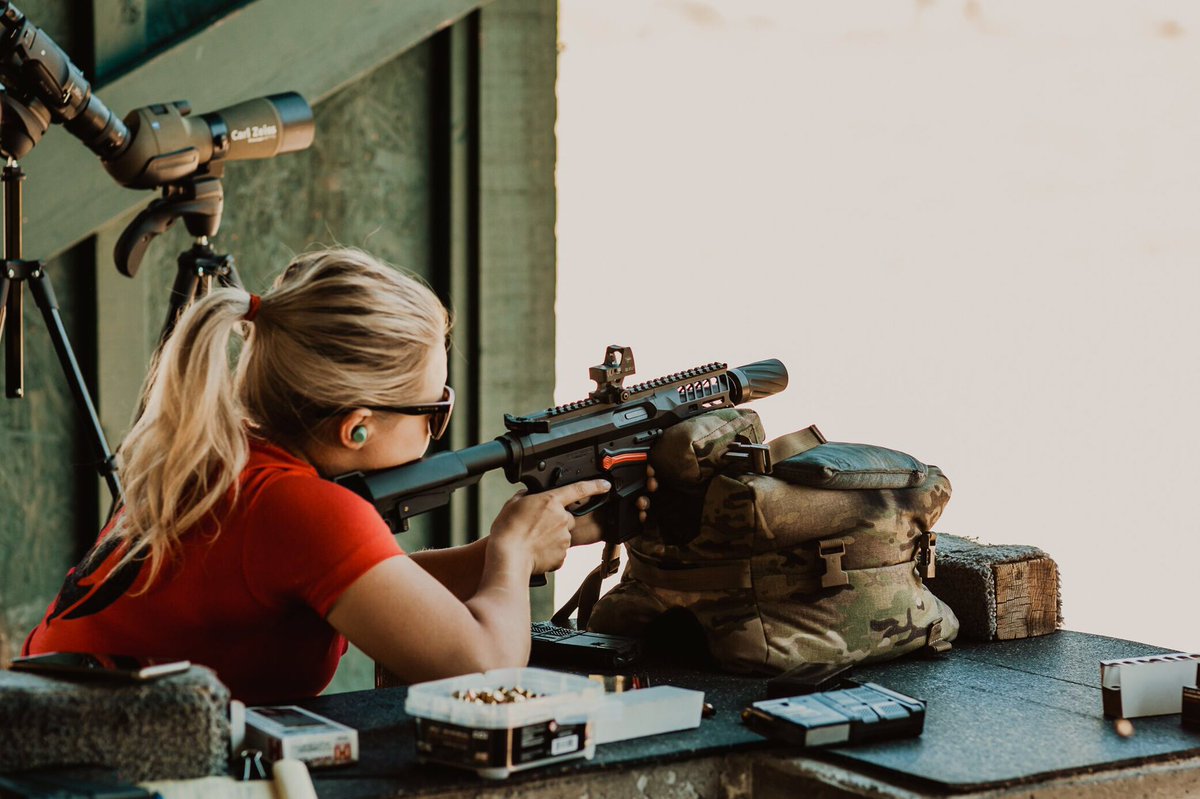 falkor_defense's tweet photo. IT’S ALMOST THE WEEKEND!! 🤘 What guns are you taking to the range?
-
📷: @haleyjphoto 
#rangeday #weekend #shoot #9mm #fg9 #pcc #funrangeday #outdoorrange #montana #summerdays #funinthesun #getoutandshoot #falkor #falkordefense #falkorlife #🤘 https://t.co/cfndevOpWb