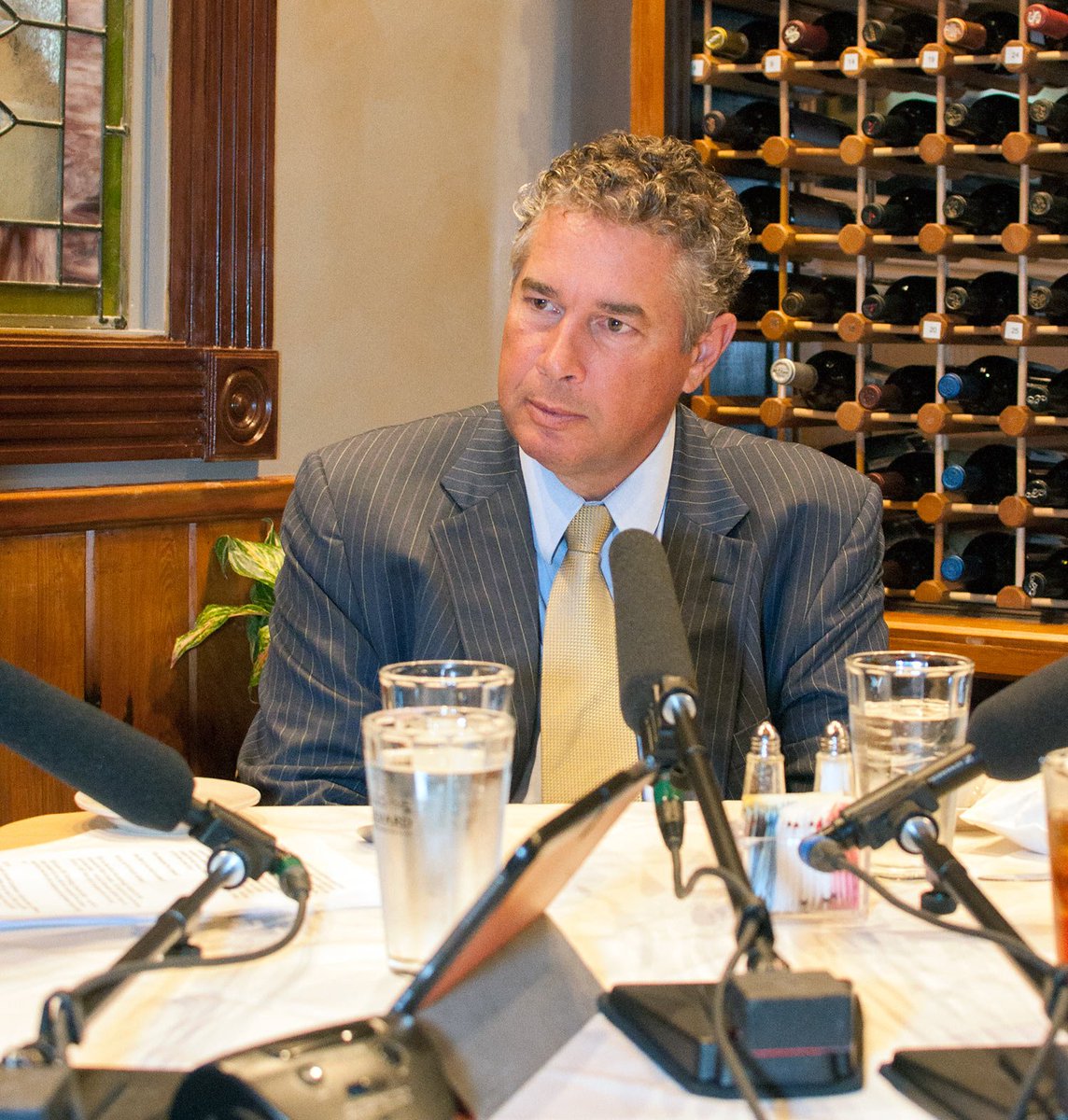 ItsBatonRouge's tweet photo. Things might have turned out way different for 
#JeffreyEpstein if @mcormaci was on the case. Out to Lunch Baton Rouge with @StephanieRiegel Riegel from @MansursOnBlvd On The Boulevard anywhere you get podcasts or https://t.co/ehhmKhyhhR https://t.co/mwmDWnYj08