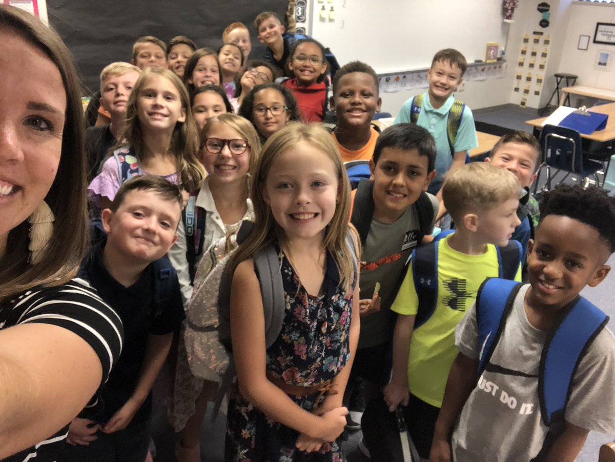 I’ve got the best of the best rockin in G210! Don’t those smiles say it all?  #bearshine #dreamteam #kickingoffthebestyear
