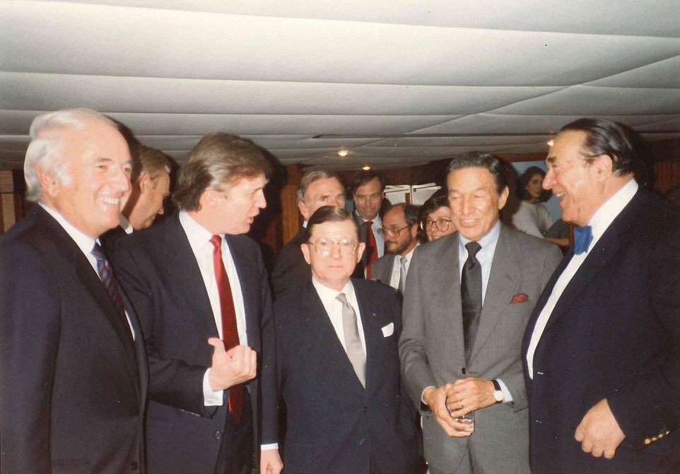 This is an interesting photo. Looking for original source and date. To the right of Trump appears to be Sen. John Tower (died 1991), CBS' Mike Wallace, and Robert Maxwell (also died 1991), Ghislaine Maxwell's dad.  @realDonaldTrump