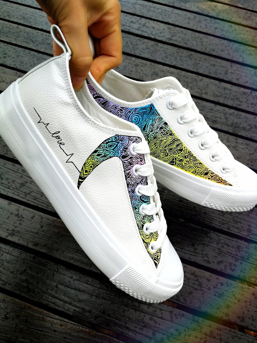 Elisa280397's tweet photo. √𝙻𝚘𝚟𝚎 shoes available now here ⬇️
https://t.co/S1UFKcShwE
#elyadesigns #customshoes https://t.co/1v3GkvdiQi