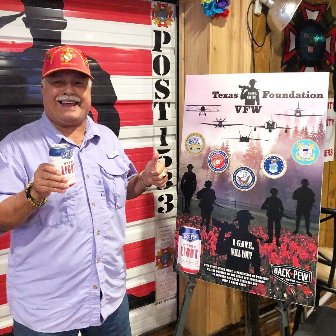 BackPewBrew's tweet photo. Texas VFW Post 1533, San Antonio, enjoying some ice cold Hyper Light. Hyper Light supports it’s Veterans and you can too! Every 6 pack of Hyper Light sold a portion of the sales goes directly to the Texas VFW Foundation. 🇺🇸

#veteransdrinkcraftbeer #usarmystrong #drinkthegospel https://t.co/BClI2X9Fnw