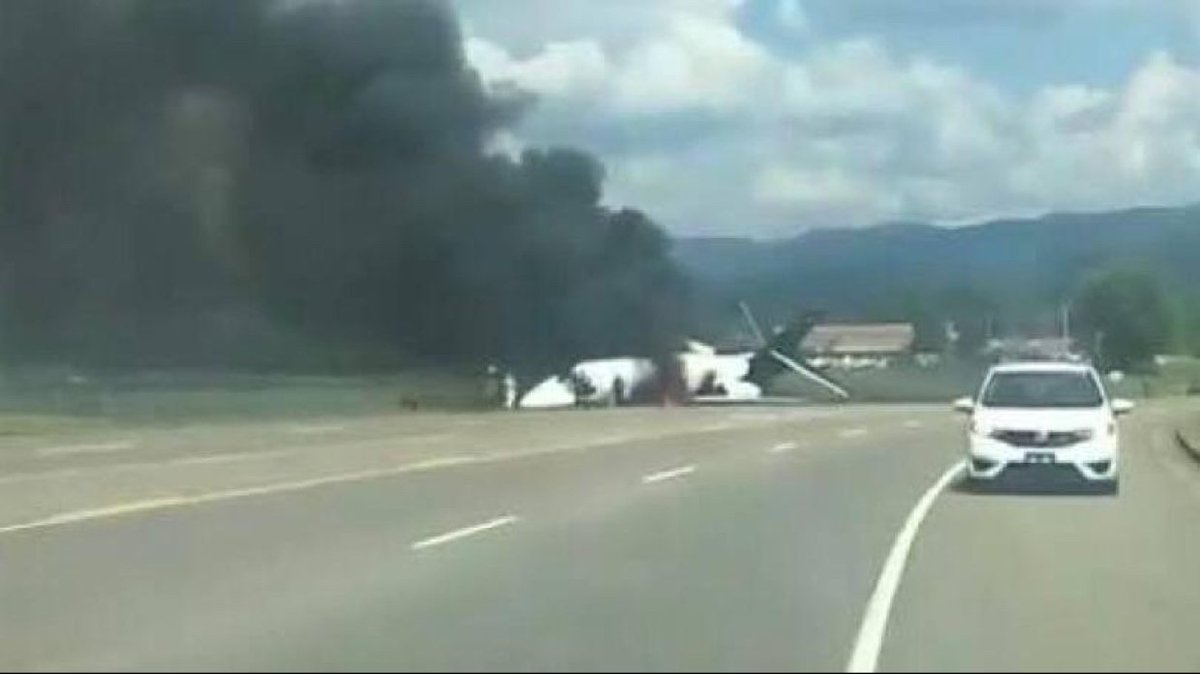 Www Crash Aerien Aero Crash A L Atterrissage D Un Cessna 680a Citation Elizabethton Us