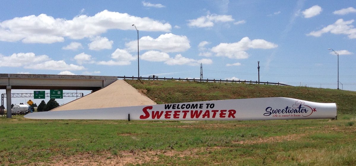 SweetwaterTXedc's tweet photo. Welcome to #AmericanWindWeek from #Texas.  #TexasStateTechnicalCollege (#TSTC) has a #WindEnergyTechnology &amp; a #WindEnegyTechnician program in #Sweetwater &amp; #Harlingen.  Become a Wind Technician, Project Mgr, Engineer, or Ops Mgr #TechicallyBetter #skillsets #renewableenergy https://t.co/PIiCKGFKQJ