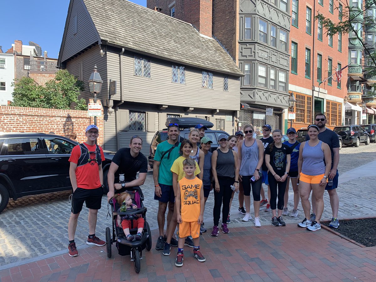 FreedomTrailRun's tweet photo. Paul Revere’s house was built in 1680 and he purchased it in 1770 when it was already 90 years old! #Boston #BU2023 #NUexperience https://t.co/6Dy9zK68Vp