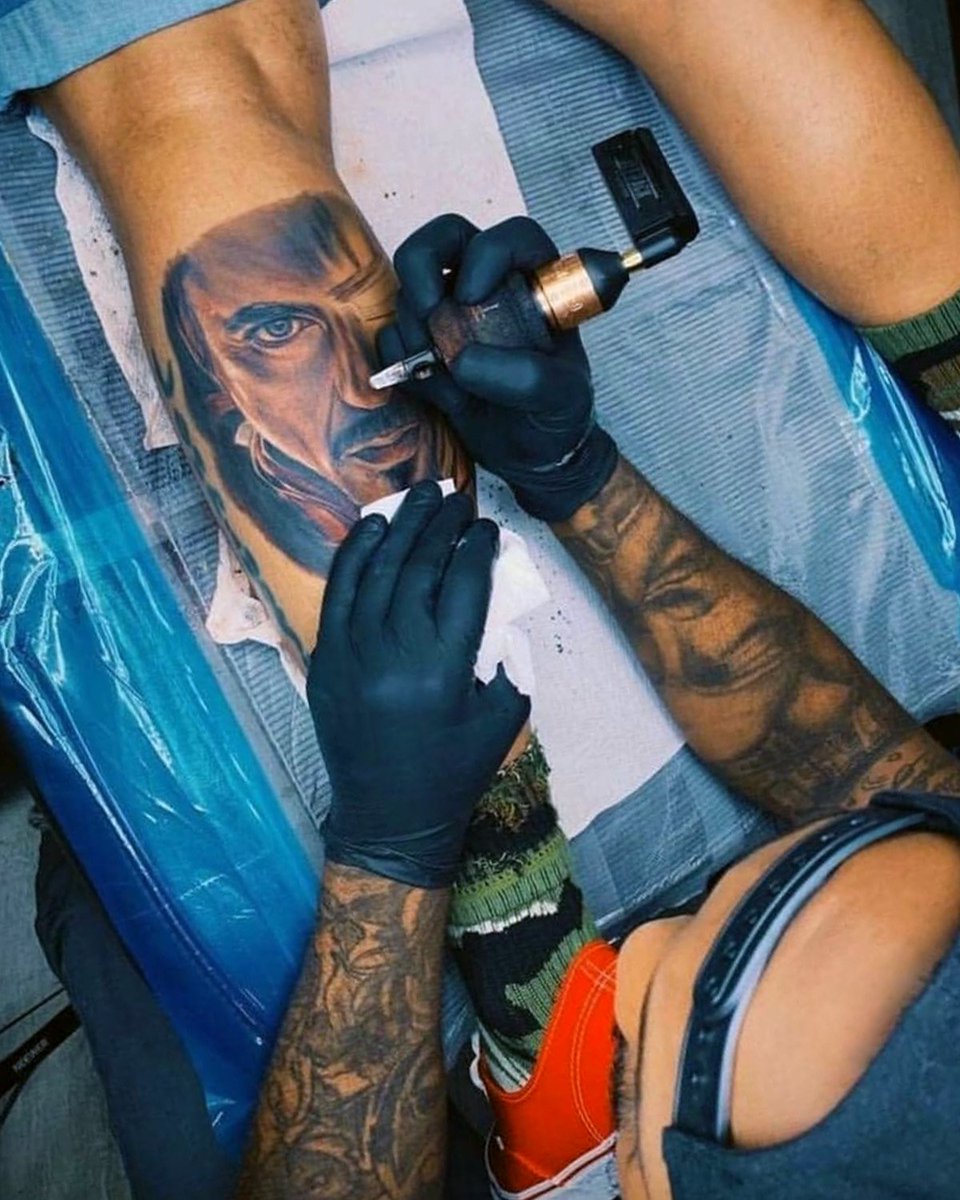theBeaconATL's tweet photo. Atlanta Ink is not your average tattoo shop. It’s a modern upscale state-of-the-art tattoo, art gallery, and gift shop featuring a collection of artist who specialize in a wide variety of creative techniques and styles.
#theBeaconATL #AtlantaInk https://t.co/bTYEUzm4GM