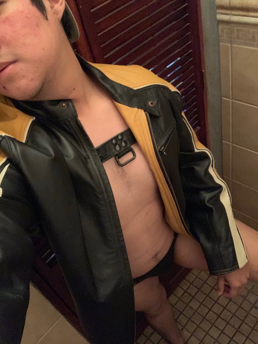 lechefferick's tweet photo. @Bearmex #XXXleather #Bearmex https://t.co/w3J23yBDjW