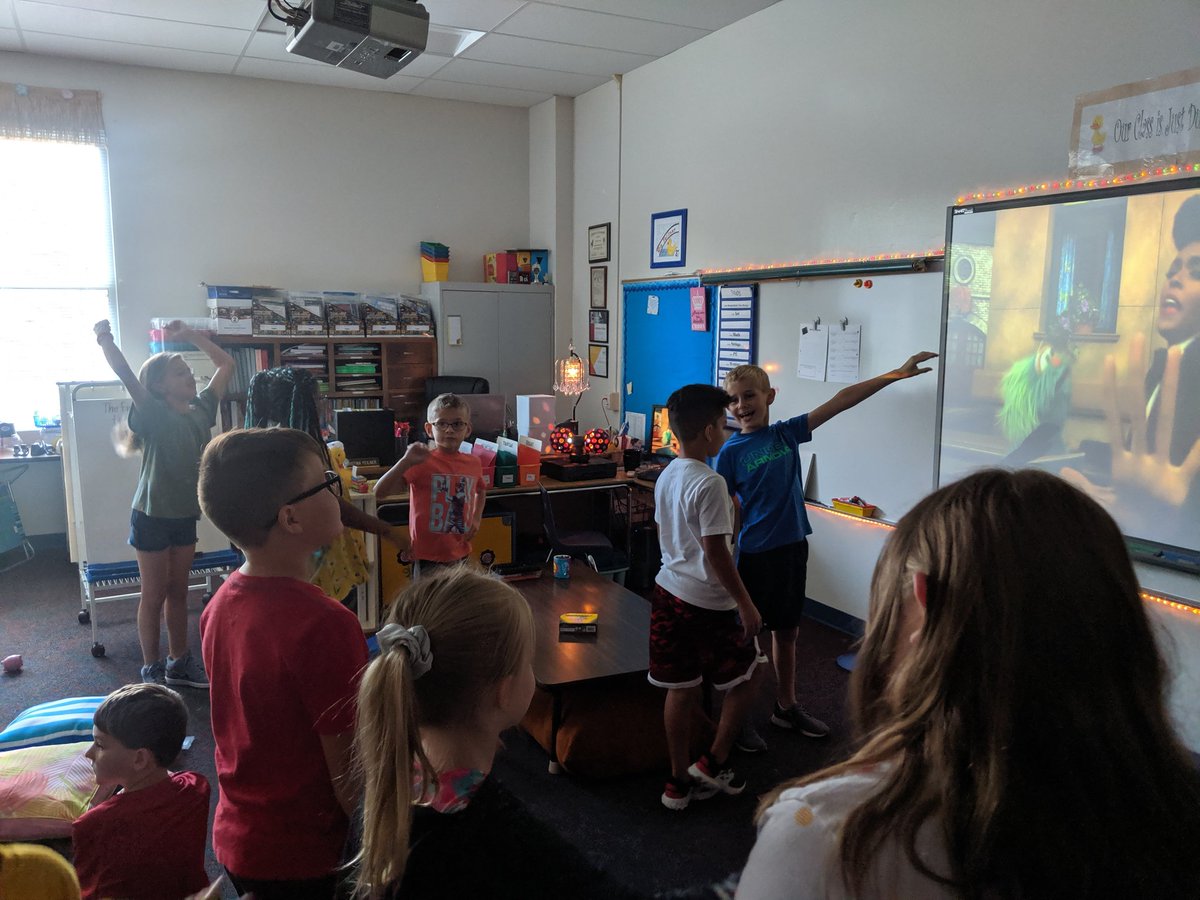 CFeilner's tweet photo. Dancing to "The Power of Yet" with the spinning disco ball was one of the highlights of the first week in Room 17.  # kellisontigers https://t.co/egYAh0tWgs