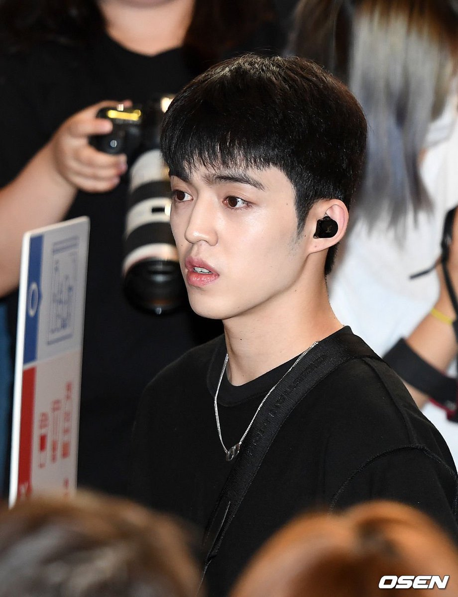SVTGlobal's tweet photo. [PRESS] 190816 #SEVENTEEN heading to Japan for Summer Sonic 2019 #SCOUPS

@pledis_17 @pledis_17jp #SEVENTEEN #세븐틴 https://t.co/ouQyMQMYVu