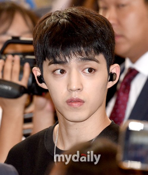 SVTGlobal's tweet photo. [PRESS] 190816 #SEVENTEEN heading to Japan for Summer Sonic 2019 #SCOUPS

@pledis_17 @pledis_17jp #SEVENTEEN #세븐틴 https://t.co/ouQyMQMYVu