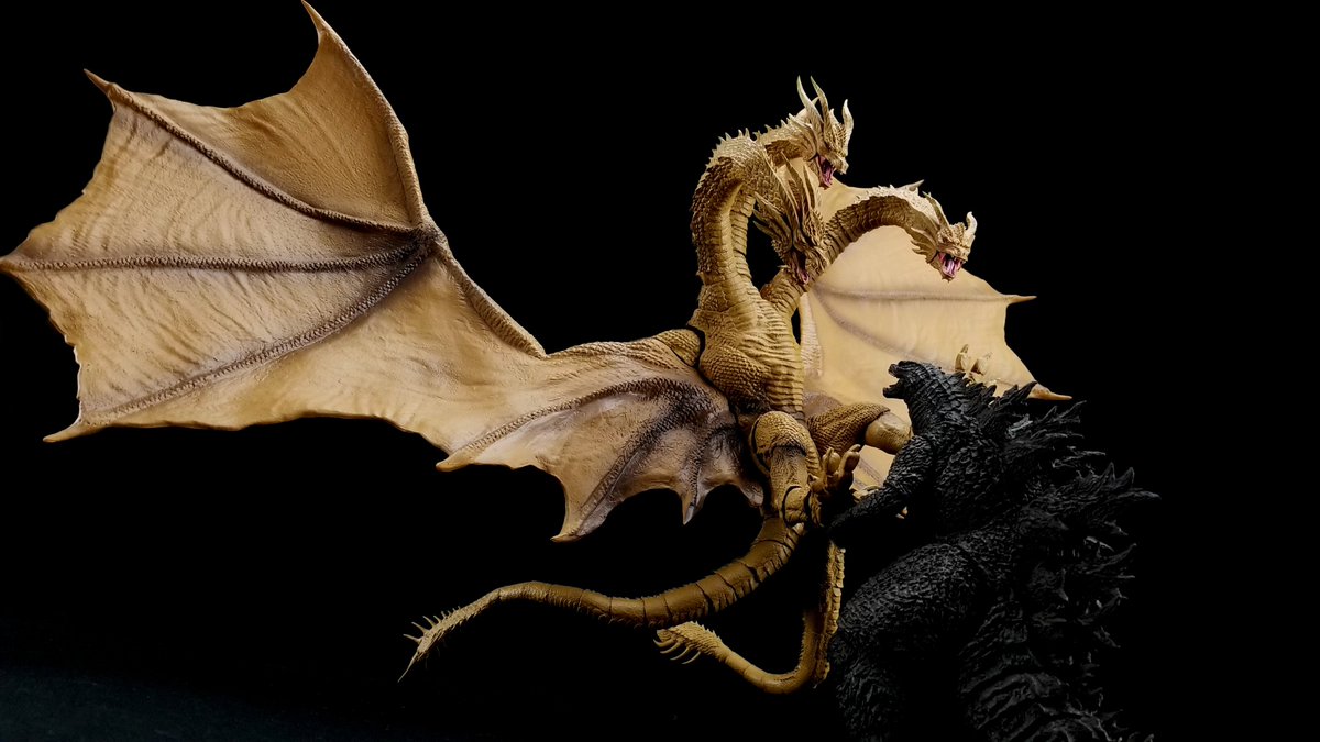 S.H.MonsterArts King Ghidorah (2019) before it grapples Godzilla and drags ...