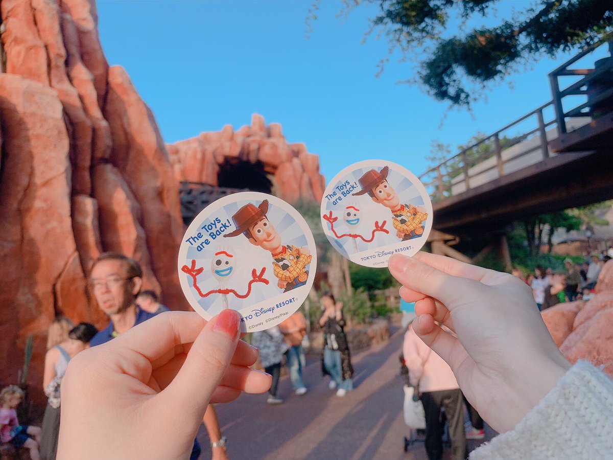 Alices_Teaparty's tweet photo. ディズニーが遠のいた
12連勤は始まったばかり https://t.co/c4ywphTM8u