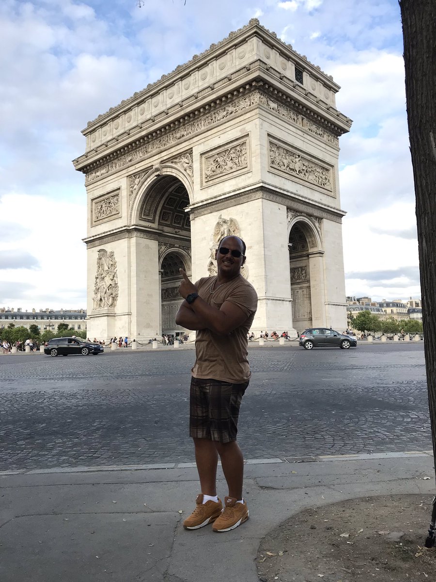 CarlosFerrer_PR's tweet photo. Arco del Triunfo, Paris https://t.co/q5Etuxd88R