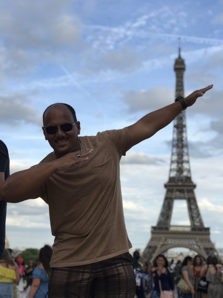 CarlosFerrer_PR's tweet photo. Paris https://t.co/IdUBkyhju9