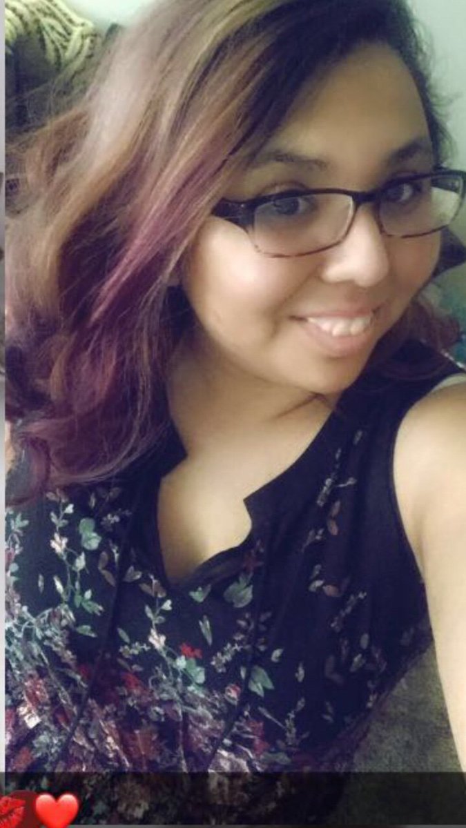 MariaAc33986378's tweet photo. Birthday smiles who wants to spoil the birthday queen. ☺️❤️💋 #paypigneeded 
@RTfucker
 
@RTfindombitch
 
@RTP1G
 
@RTpaypiggy
 
@RTbitchboy
 
@rtfindom
 
@Dommes4Dommes
 
@find0m https://t.co/qsp6VTiQLg