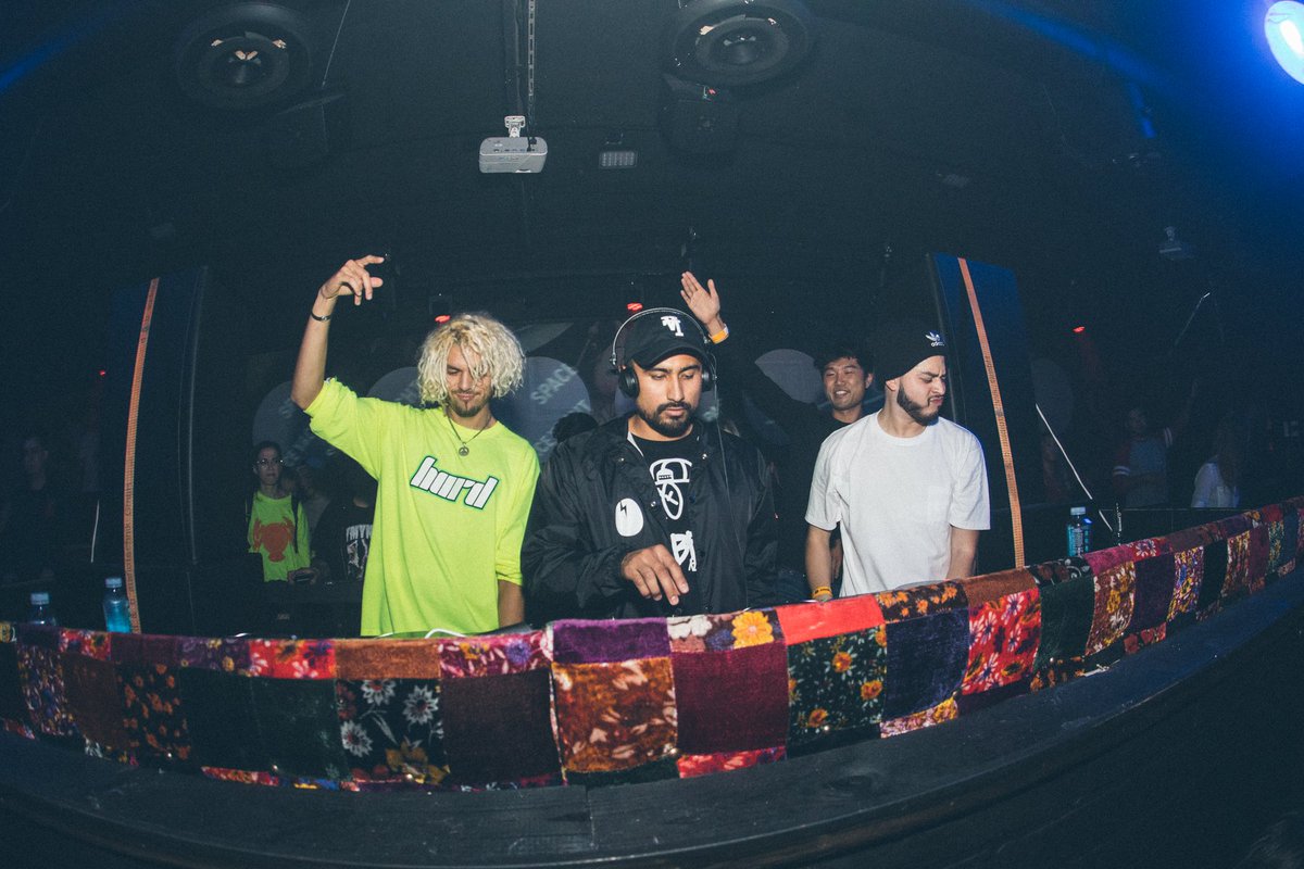 <a href="/DUMBFATRECORDS/">DUMB FAT RECORDS</a> 1st ever boat party this Saturday w @iamsteadyrock @frankwattsmusic 🛳🛳🛳 

(use promo code dfr15 for 30% discount) 
eventbrite.com/e/la-seafair-v…