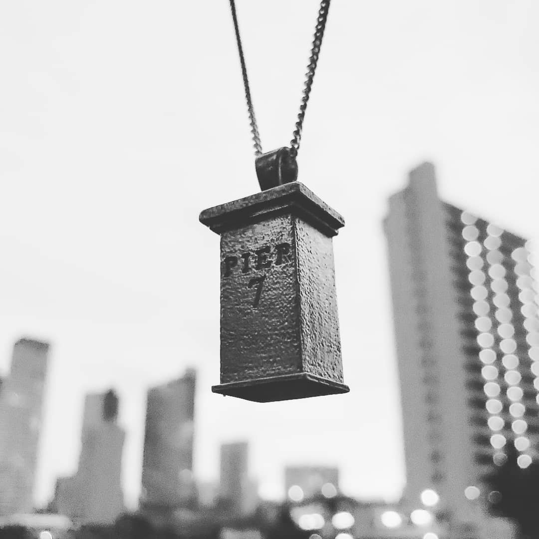 ElSenorNewYork's tweet photo. Legendary skate spot #pier7 #destinationblock piece for ya neck piece! #elseñorskate #elseñorjewelry https://t.co/QdilRo8Gmq