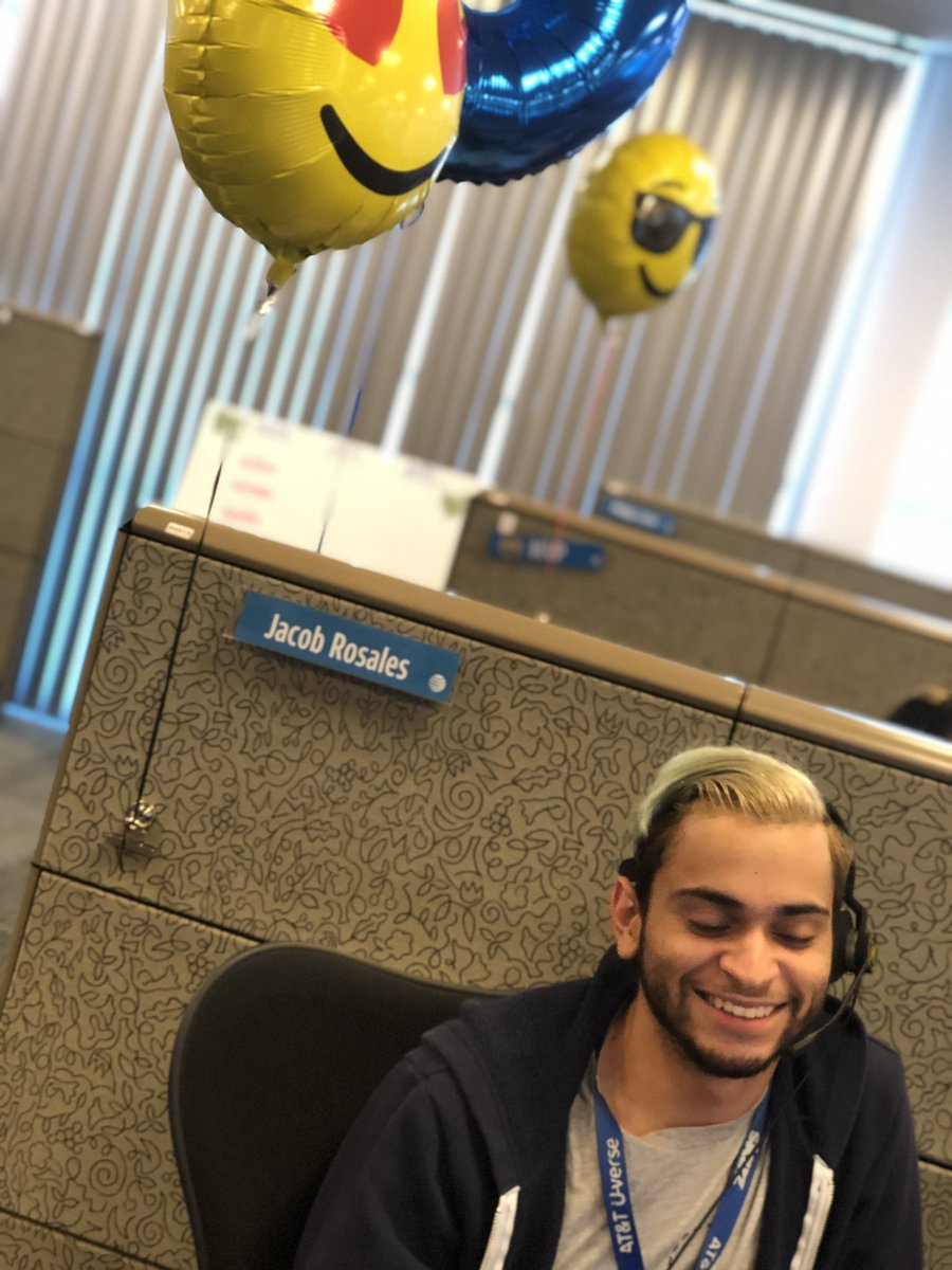 NeinaPrice's tweet photo. You get a personalized solution! You get a personalized solution! And You get a personalized solution! Everyone get’s a personalized solution!!!! @DanyaelaHunt @JayyycubR @NatashaJamesMSS thank you for your dedication and focus! Great job! With insurance🤗 https://t.co/k8KSNiD8G6