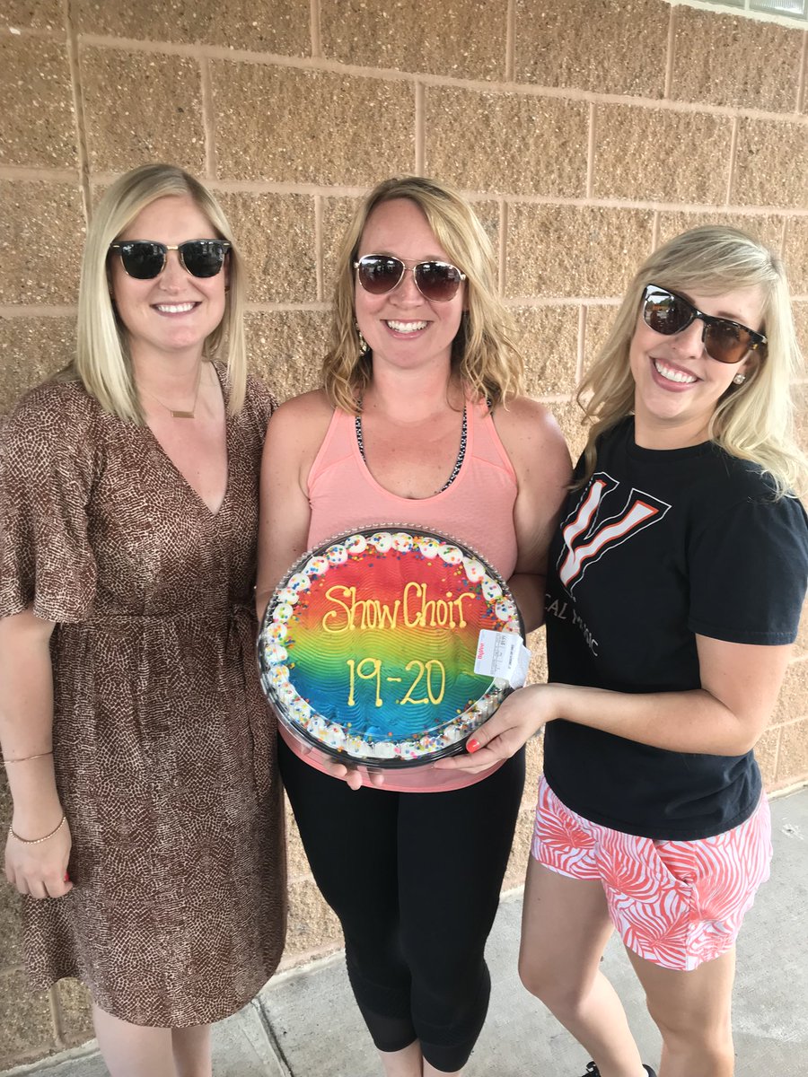 ValleyChoir's tweet photo. The show choir retreat for Choralation and Ignition is in full swing, and we’re excited to have joining us our brand new Ignition and Valley Southwoods director, Chloe McCartney! https://t.co/4FsF7yzB1b