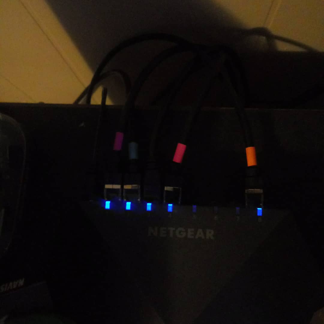 EastCoastMods's tweet photo. When you organise your network by color. Yah my OCD is high. #Cat8 #ByColor https://t.co/7K810eL7HN