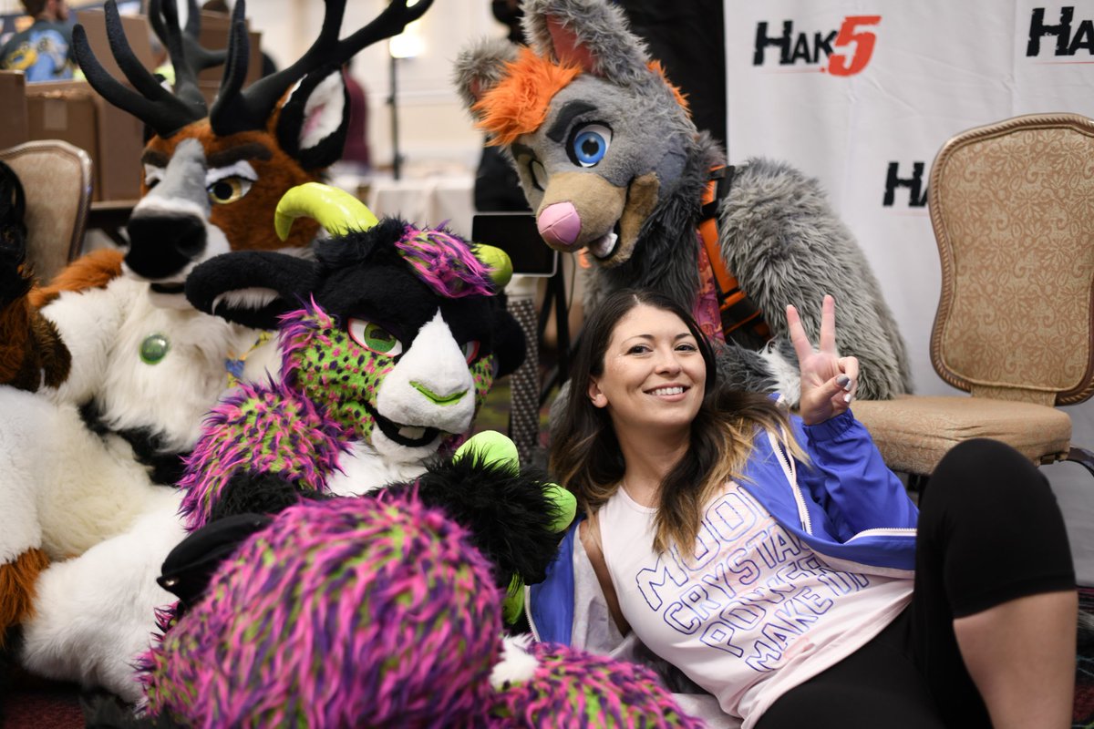 Snubs's tweet image. Awesome photos from @Cannibal at #DEFCON #DEFCON27 
Thank you, sir!