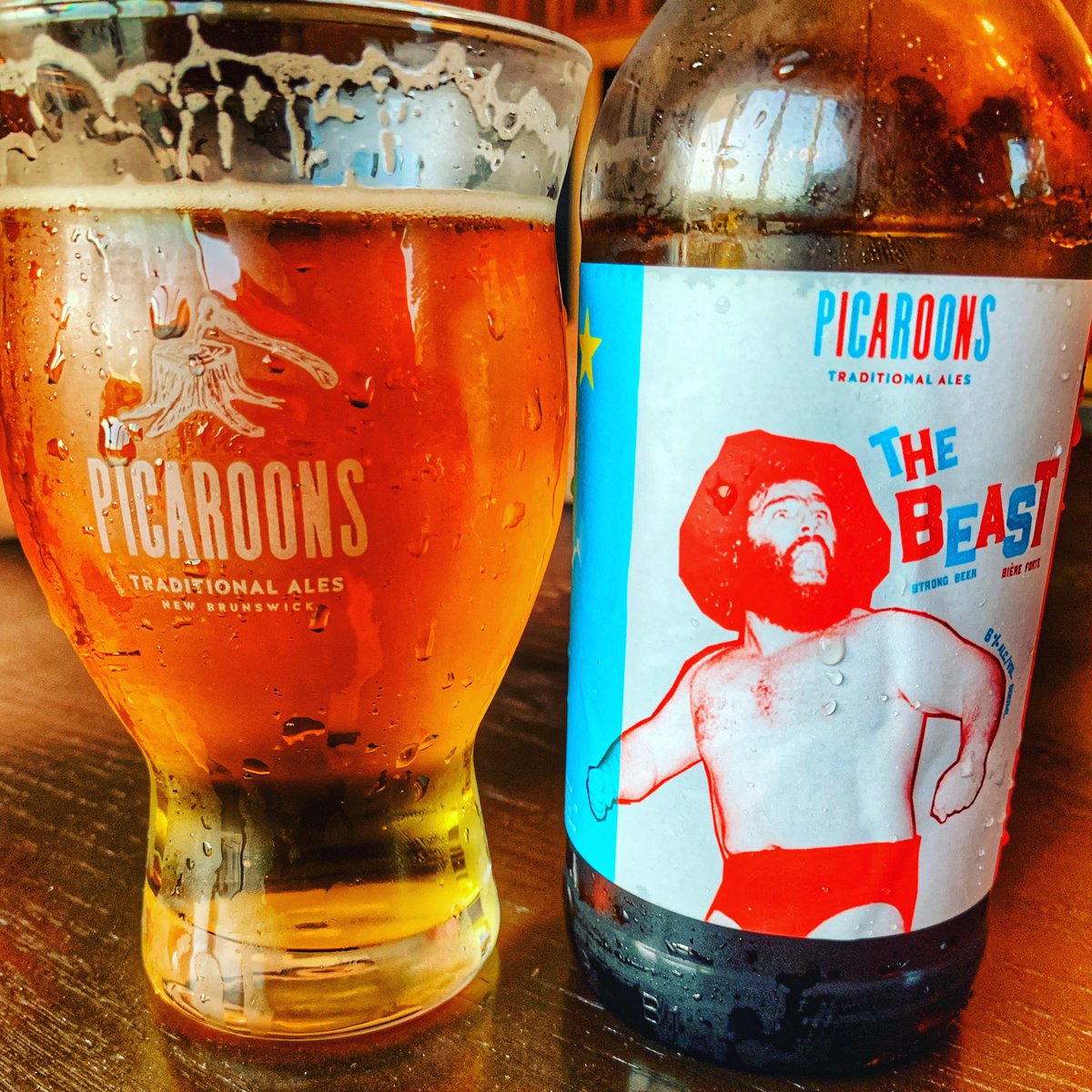 samdesj's tweet photo. Très fière de @picaroons pour l’initiative de produire une bière en l’honneur de l’Acadie par une micro brasserie dans un milieu a majorité anglophone! Une preuve d’un Nouveau-Brunswick UNI! Bon 15 août à tous! #explorenb #acadie #picaroons #microbrasserie https://t.co/p6WXARjhvK