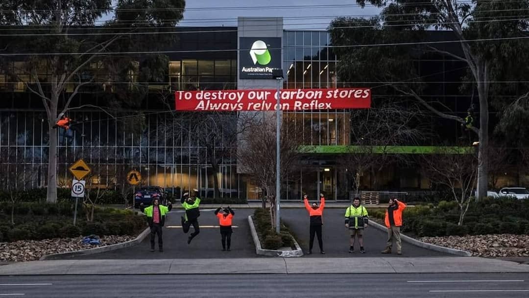 jillyfrees's tweet photo. TIME 4 customer #BOYCOTT #RejectReflex cos threatened #GreaterGliders die when our Vic native forests logged 4 paper
BIG FAIL 4 @VicForestsComms on 2020 FSC certification!
#LOGOFFKinglake
#LoggingKillsWildlife
@igaAustralia @austpost @officeworks @wesfarmers @coles @woolworths https://t.co/Z8qHAepaBF